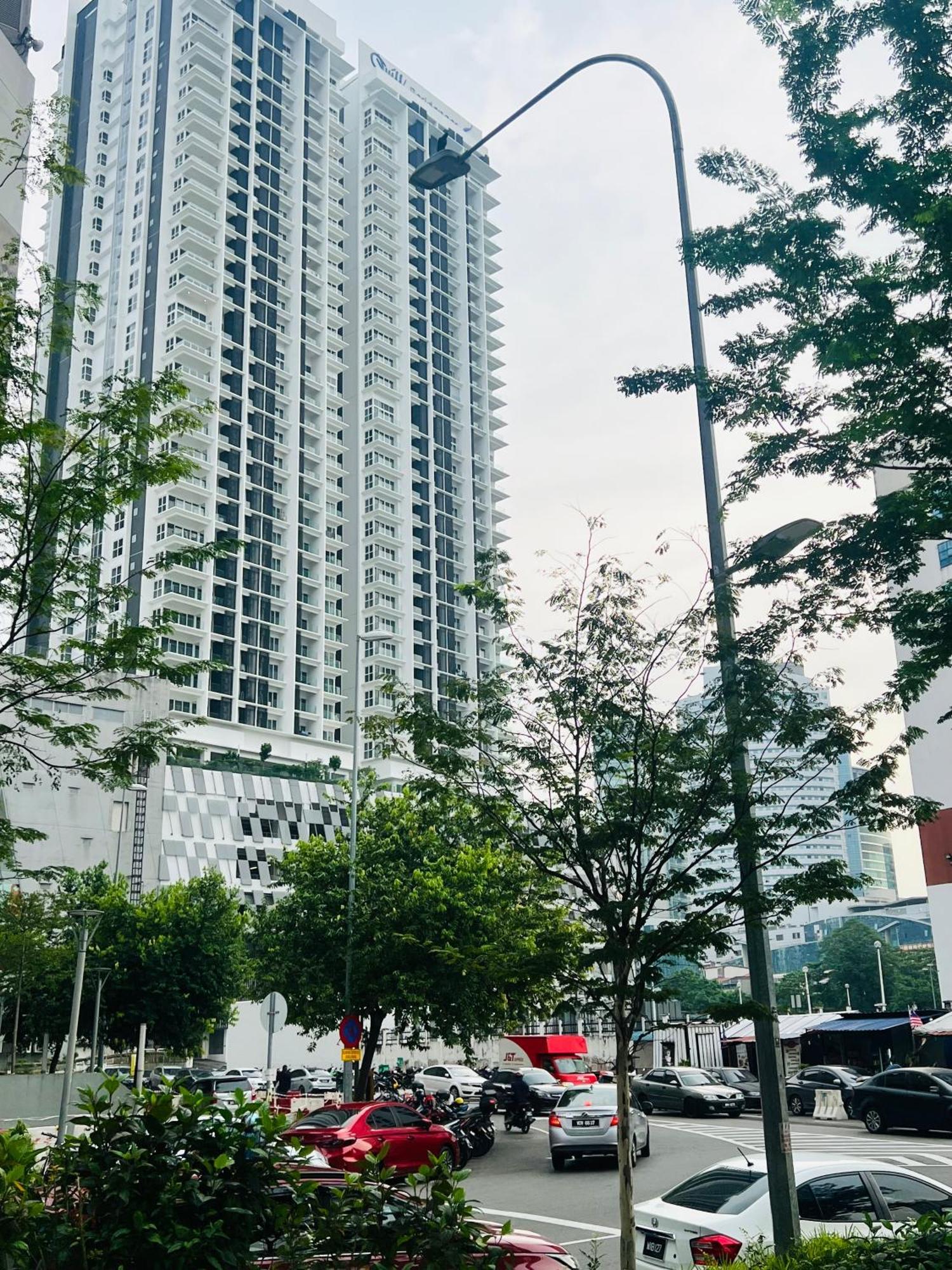 Colony Suites Klcc By Hibernate Kuala Lumpur Exterior foto