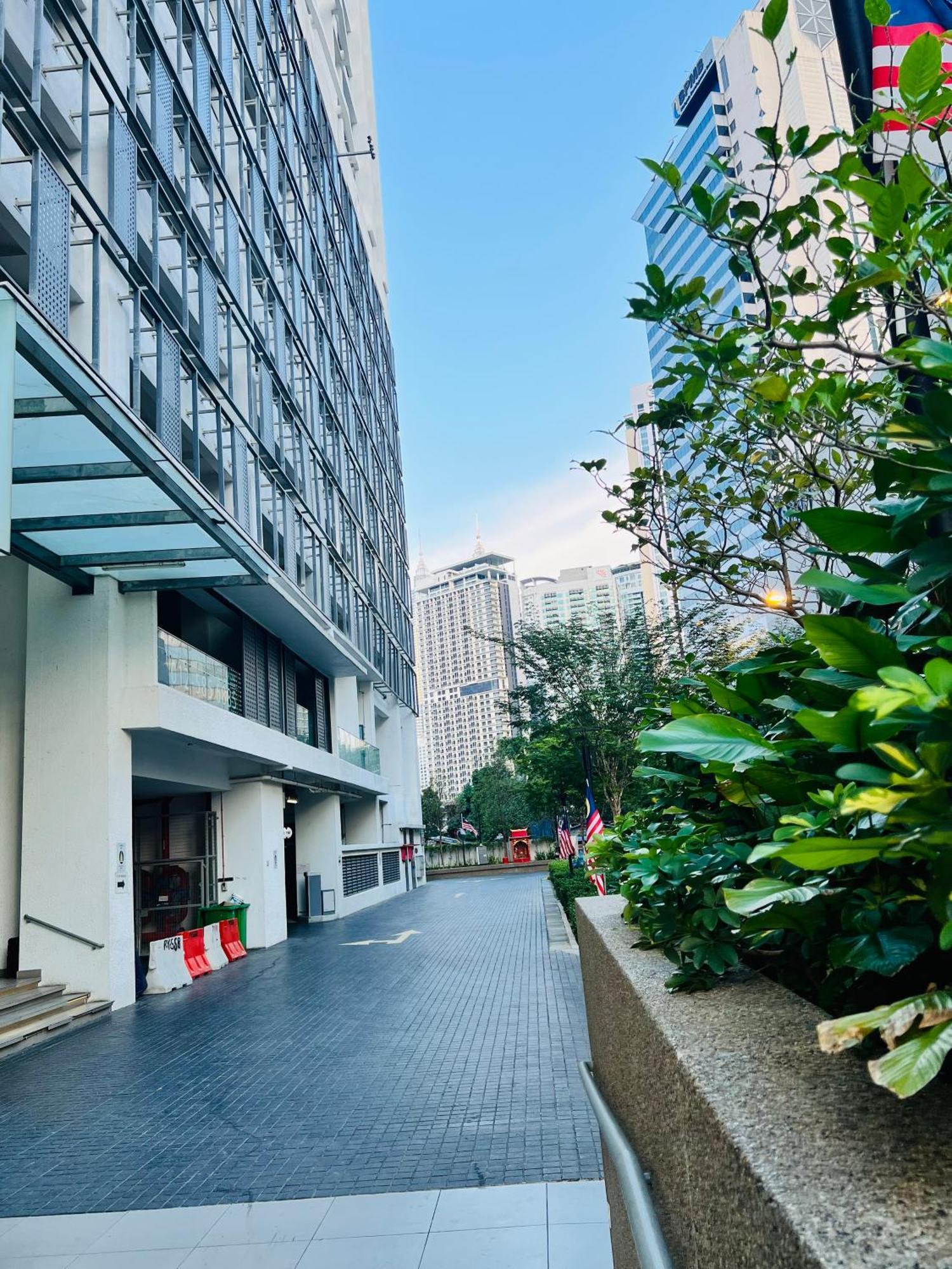 Colony Suites Klcc By Hibernate Kuala Lumpur Exterior foto